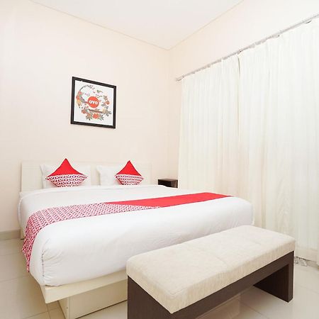 Oyo 782 Menjangan Residence At Citraland 1 Surabaya Buitenkant foto
